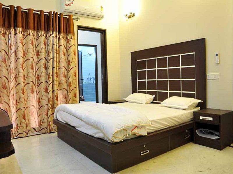 Mohini Home Stay Агра Екстериор снимка